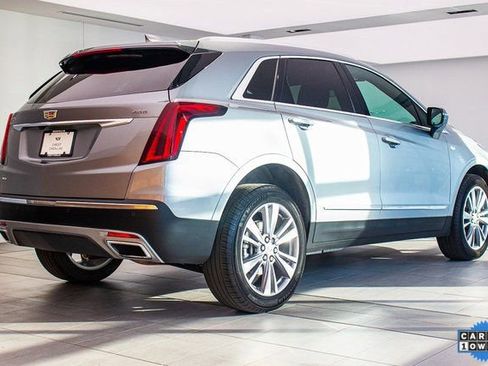 Certified 2025 Cadillac XT5 Premium Luxury image 6