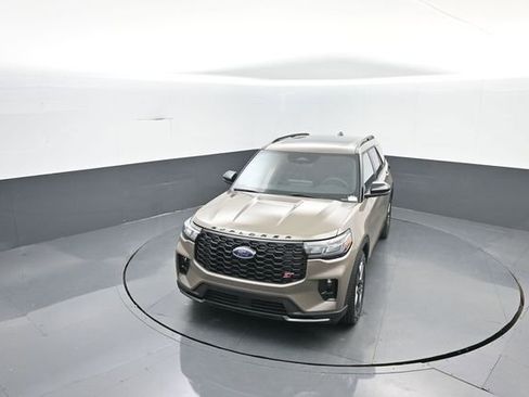 New 2026 Ford Explorer ST w/ Sun And Sound Package image 21