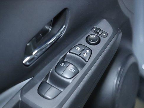 Certified 2023 Nissan Kicks SR w/ SR Premium Package image 18