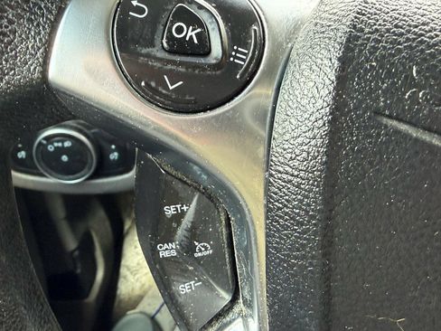 Used 2019 Ford Transit Connect XL image 18