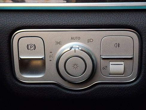 Used 2022 Mercedes-Benz GLE 350 4MATIC image 19