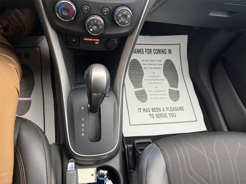 Certified 2022 Chevrolet Trax LT w/ Driver Confidence Package image 21