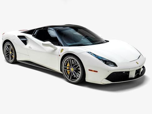 Used 2017 Ferrari 488 Spider RWD image 10