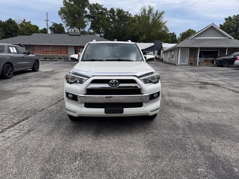 Used 2015 Toyota 4Runner Limited AWD/4WD image 8