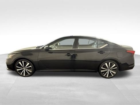 Used 2022 Nissan Altima 2.5 SR FWD image 5