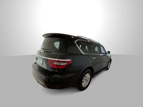 Used 2024 Nissan Armada SV image 8