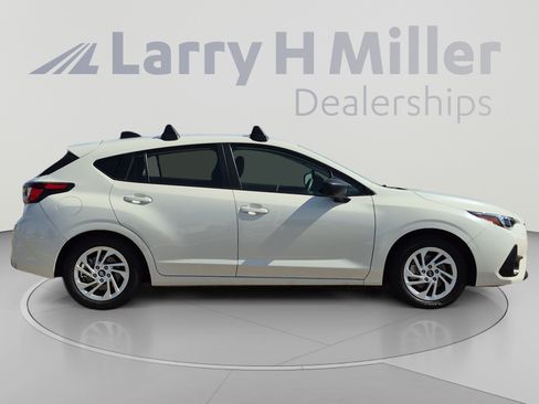 Used 2024 Subaru Impreza 2.0i AWD/4WD image 6