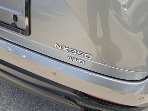 Used 2023 Lexus NX 350 AWD image 7