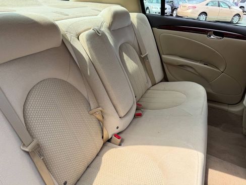Used 2010 Buick Lucerne CX w/ CX Premium Appearance Package FWD image 31