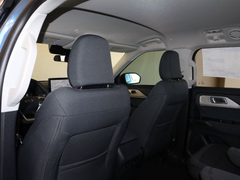 New 2026 Ford Explorer Active image 35