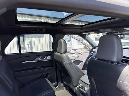 Used 2025 Ford Explorer ST AWD/4WD image 20