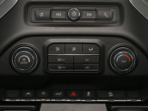 New 2026 Chevrolet Silverado 1500 Custom Trail Boss w/ LPO, Dark Essentials Package AWD/4WD image 30