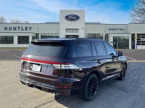 Used 2023 Lincoln Aviator Black Label w/ Jet Package image 6