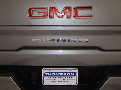 Used 2023 GMC Sierra 1500 Elevation AWD/4WD image 34
