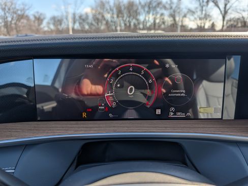 New 2026 Volkswagen Tiguan SEL R-Line image 11