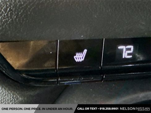 Used 2020 Chevrolet Blazer LT image 19