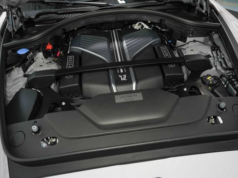 Used 2022 Rolls-Royce Cullinan Black Badge AWD/4WD image 71