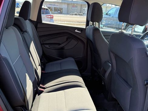 Used 2014 Ford Escape SE image 17