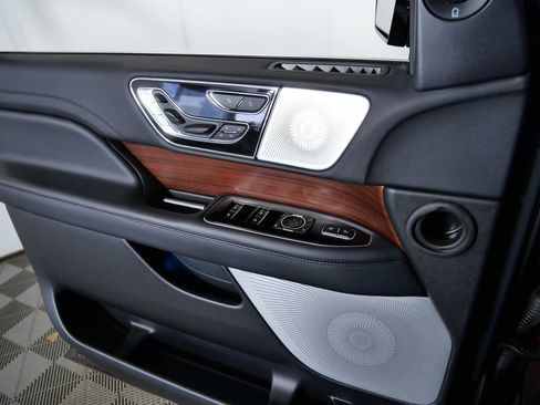 Certified 2023 Lincoln Navigator L Reserve AWD/4WD image 30