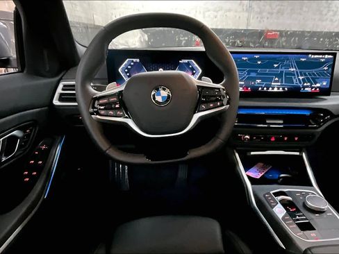 Used 2025 BMW 330i Sedan w/ Convenience Package image 8