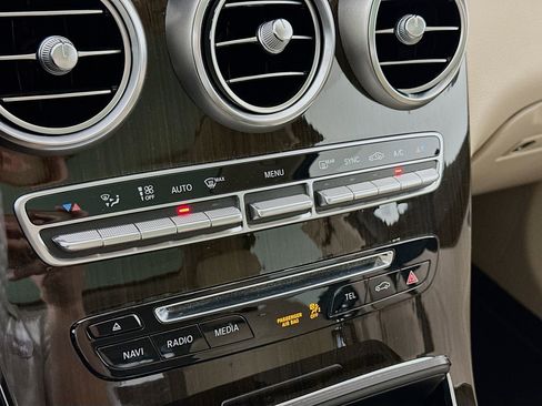 Certified 2019 Mercedes-Benz GLC 300 4MATIC image 16