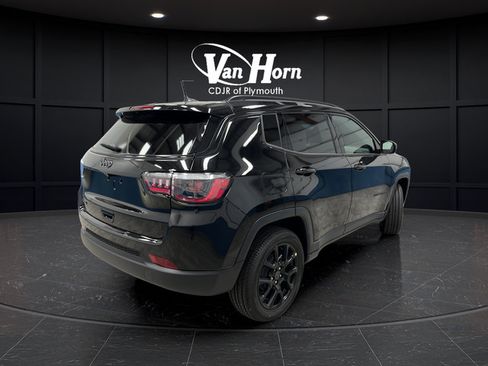 New 2026 Jeep Compass Latitude AWD/4WD image 7