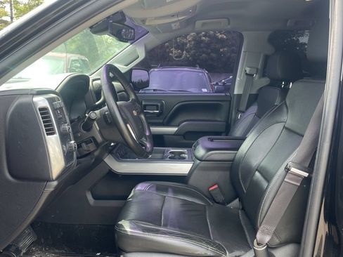 Used 2017 Chevrolet Silverado 1500 LTZ Z71 w/ LTZ Plus Package AWD/4WD image 10
