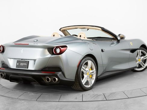 Certified 2019 Ferrari Portofino image 98