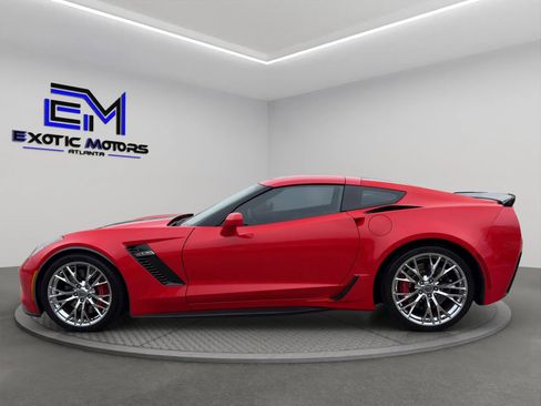 Used 2017 Chevrolet Corvette Z06 RWD image 2
