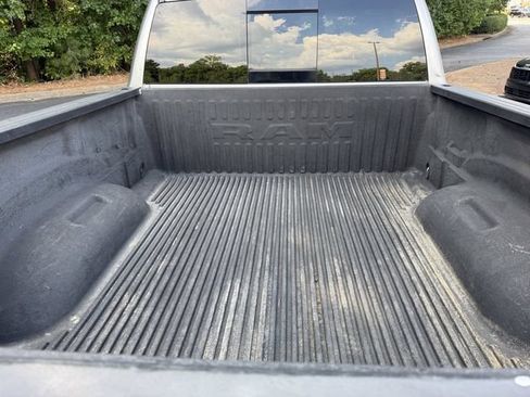 Used 2019 RAM 1500 Big Horn AWD/4WD image 35