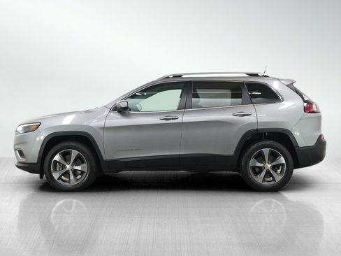 Used 2019 Jeep Cherokee Limited w/ Trailer Tow Group AWD/4WD image 2