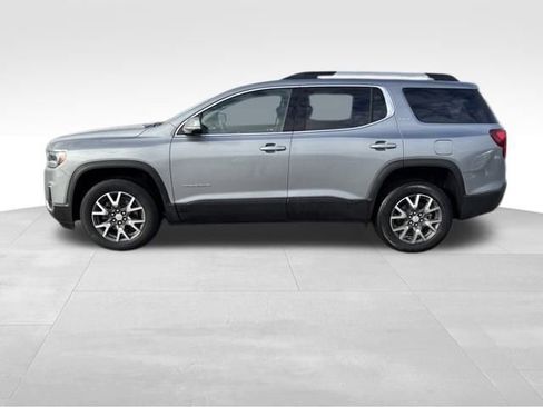 Certified 2023 GMC Acadia SLE w/ Driver Convenience Package image 2