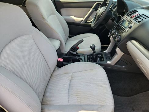 Used 2015 Subaru Forester 2.5i Premium AWD/4WD image 17