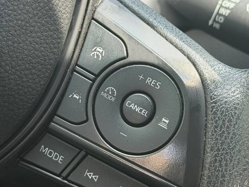Used 2024 Toyota Corolla LE FWD image 17