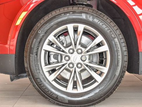 Used 2022 Cadillac XT5 Premium Luxury w/ LPO, Floor Liner Package image 9