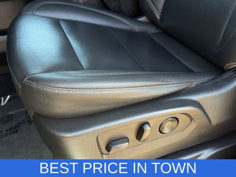 Used 2023 Chevrolet Tahoe LT RWD image 28