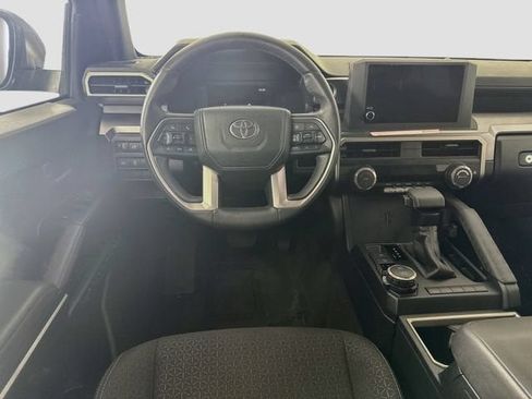 Certified 2026 Toyota 4Runner SR5 AWD/4WD image 22