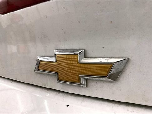 Used 2022 Chevrolet Camaro LT RWD image 13