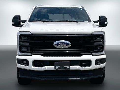Used 2025 Ford F350 Platinum w/ FX4 Off-Road Package AWD/4WD image 7