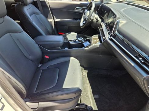 Used 2023 Kia Sportage EX w/ EX Premium Package AWD/4WD image 16
