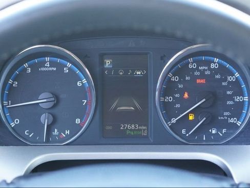 Used 2017 Toyota RAV4 Platinum w/ Cargo Management Package image 18