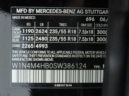 Certified 2025 Mercedes-Benz GLB 250 GLB 250 image 35