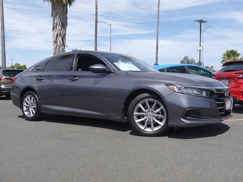 Used 2021 Honda Accord LX image 4