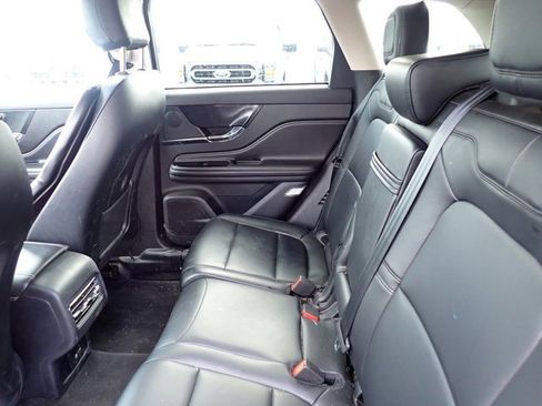 Used 2023 Lincoln Corsair AWD image 11