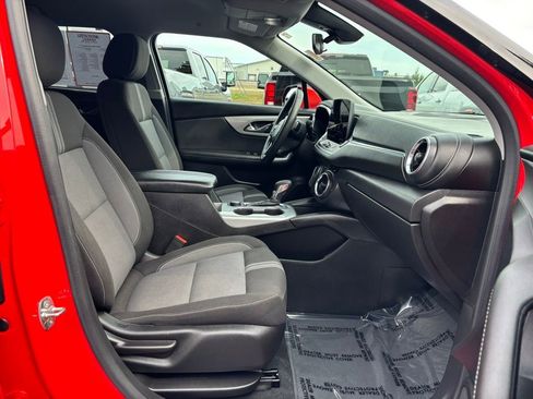 Used 2025 Chevrolet Blazer LT image 15