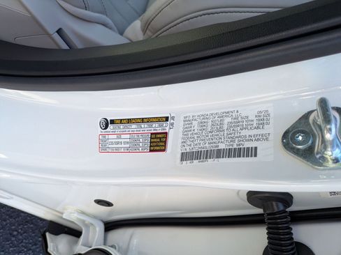 New 2025 Acura RDX SH-AWD w/ Technology Package image 32