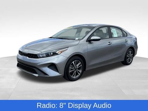 Used 2024 Kia Forte Sedan FWD image 1