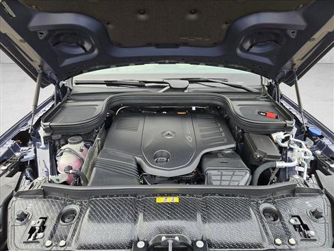 New 2026 Mercedes-Benz GLS 450 4MATIC image 17