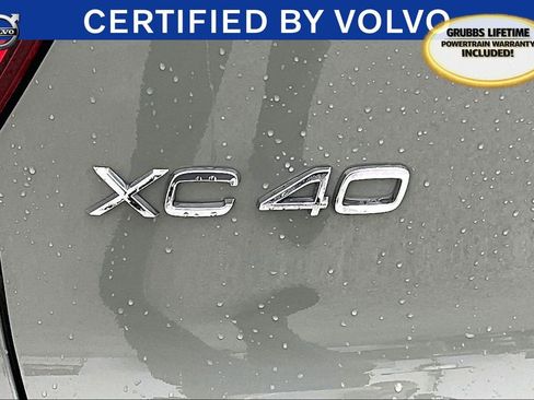 Used 2024 Volvo XC40 B5 Plus w/ Protection Package Premier image 38