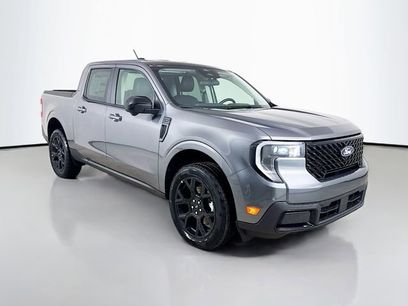 New 2026 Ford Maverick Lariat w/ Black Appearance Package